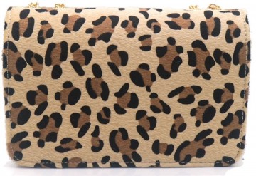 Achterkant luipaard tasje