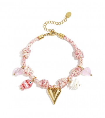 Armband met verschillende bedeltjes roze