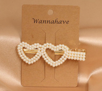 Haarclip met hartjes en imitatieparels