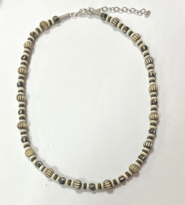 Ketting met beige bruine kralen