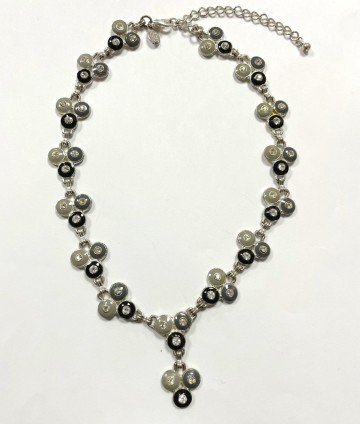 Ketting met grijze hangertjes   zirkonia