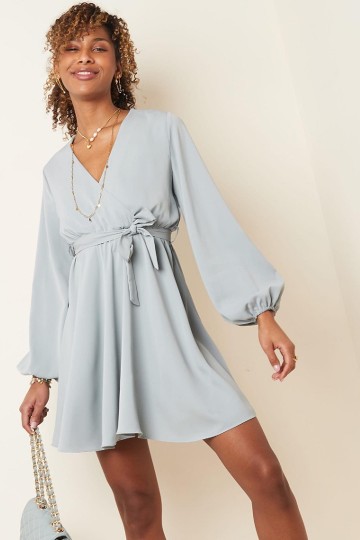 Mint kleurig jurkje met strik