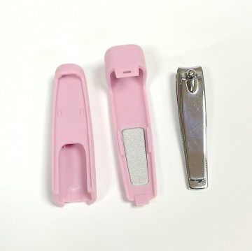 Nagelknipper in roze hoes