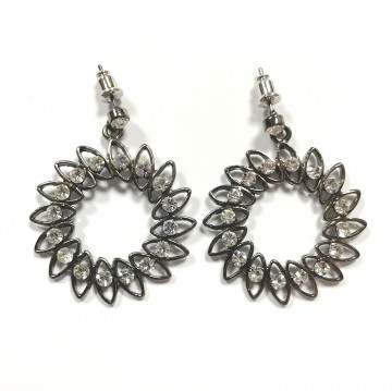 Oorhangers bloem met zirkonia stenen