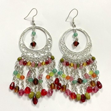 Statement oorhangers met gekleurde kralen