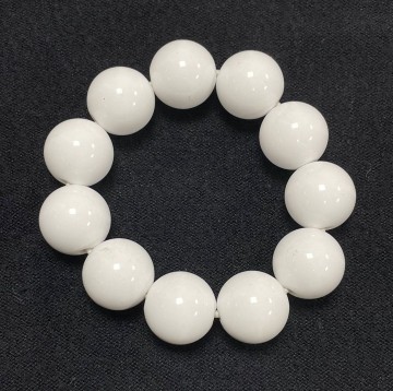 Witte kralen armband